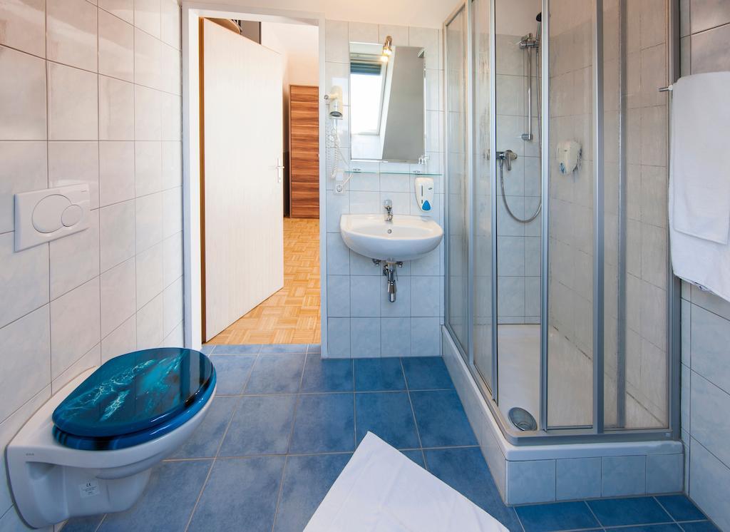 Feldkirchnerhof Hotel Feldkirchen bei Graz Стая снимка